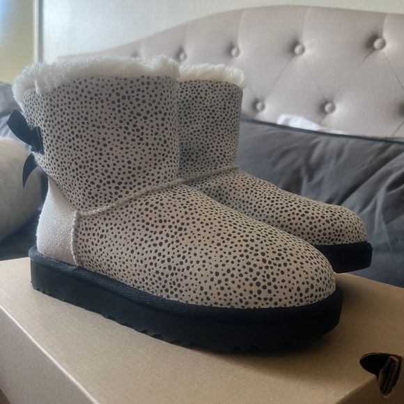 UGG MICRO CHEETAH NEW W/π¦ - Picture 3 of 13